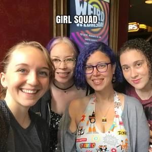 Meet your Posher, Crystal